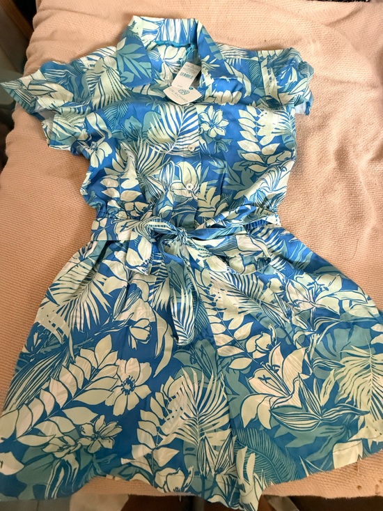 Tori Richard Pants - NWT Tori Richard Honolulu Blue and Light Green Tropical Print Shorts Romper